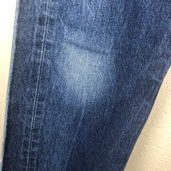 Vintage Y2k Levi's 501 501XX Blue Classic Straight Button Fly Denim Jeans 31x36 - Picture 3 of 13